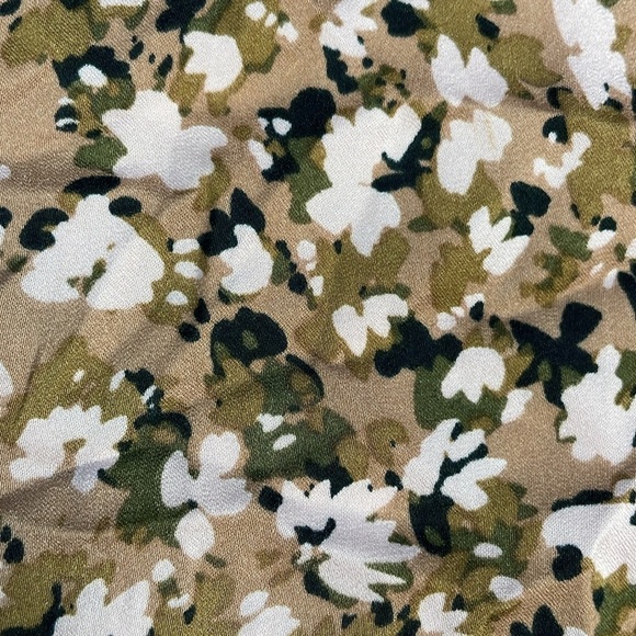 NWT Sanctuary Silky Abstract Floral Short Sleeve Button Front Pajama Lounge Top - Picture 8 of 13